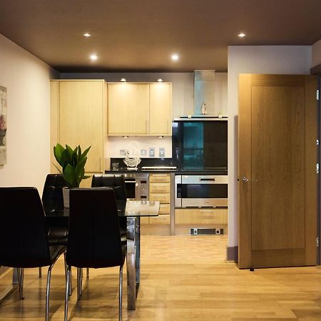 The Vauxhall Hideout - Comfy 2Bdr Flat With Balcony Londres Extérieur photo