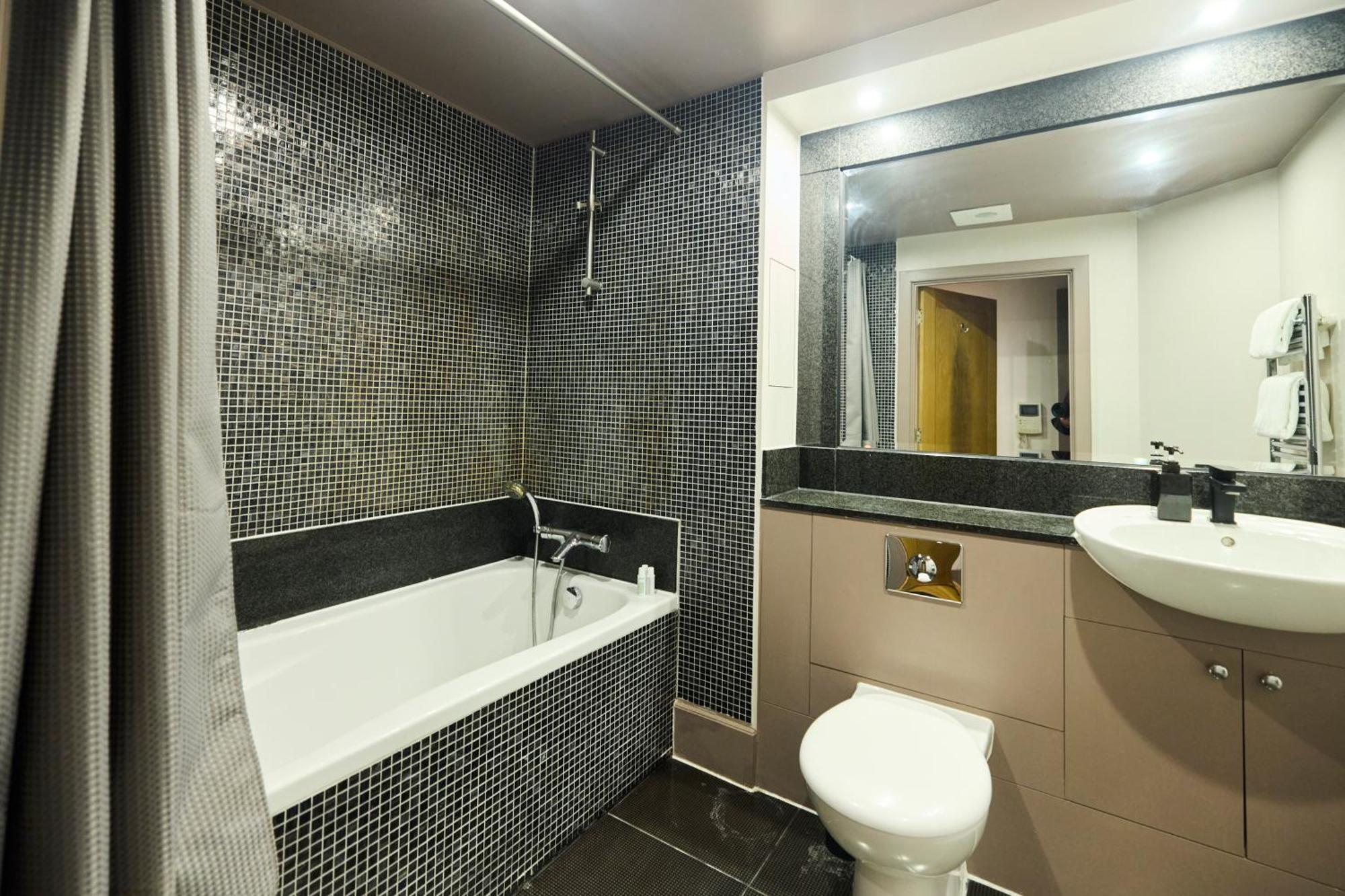 The Vauxhall Hideout - Comfy 2Bdr Flat With Balcony Londres Extérieur photo