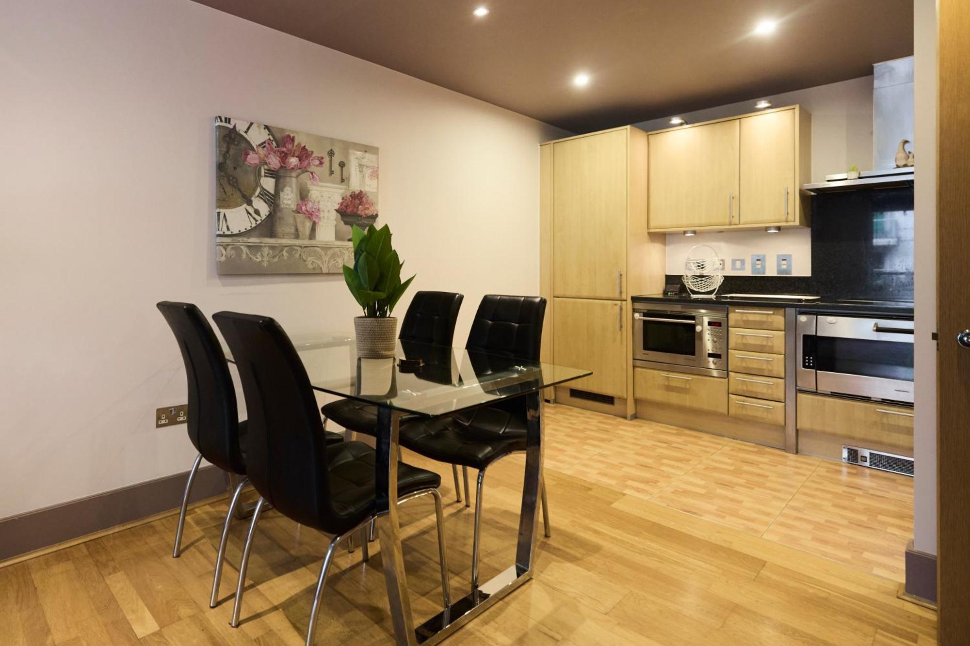 The Vauxhall Hideout - Comfy 2Bdr Flat With Balcony Londres Extérieur photo