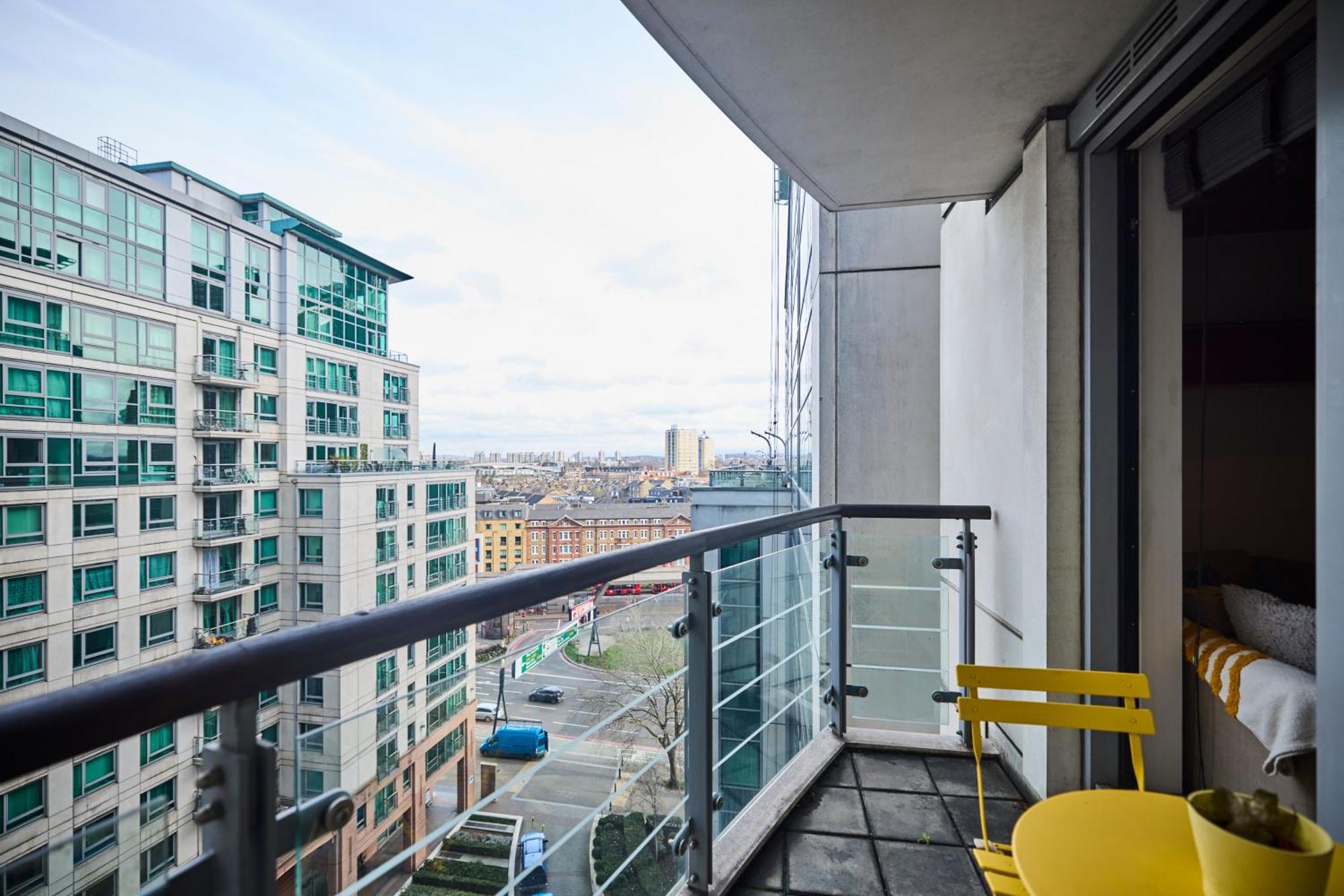 The Vauxhall Hideout - Comfy 2Bdr Flat With Balcony Londres Extérieur photo